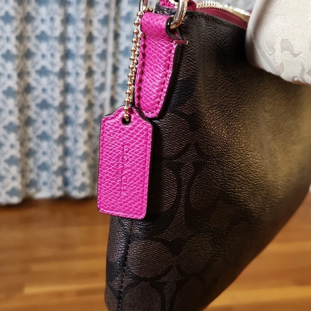 Coach East West pop crossbody